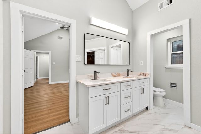 1316 Royal Palm Lane, Carrollton, TX 75007