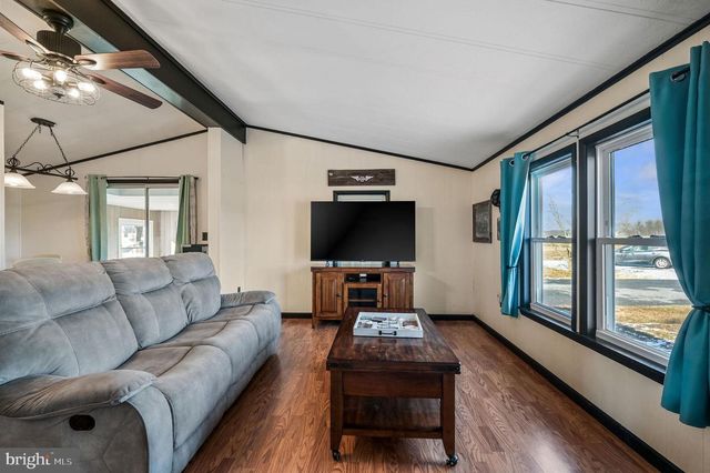 7611 CANTERBURY RD, Felton, DE 19943