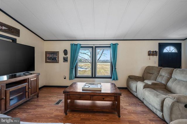 7611 CANTERBURY RD, Felton, DE 19943