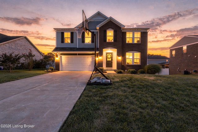 228 Magnolia Dr, Shepherdsville, KY 40165