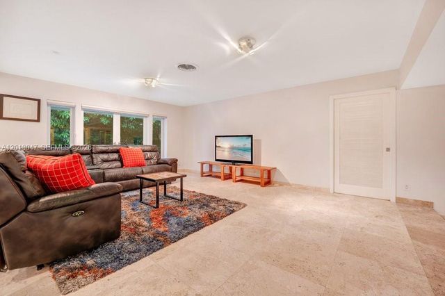 5305 SW 62nd Ave, Miami, FL 33155