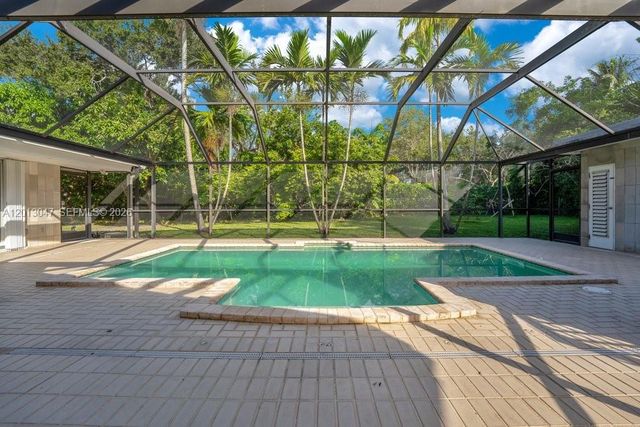 5305 SW 62nd Ave, Miami, FL 33155