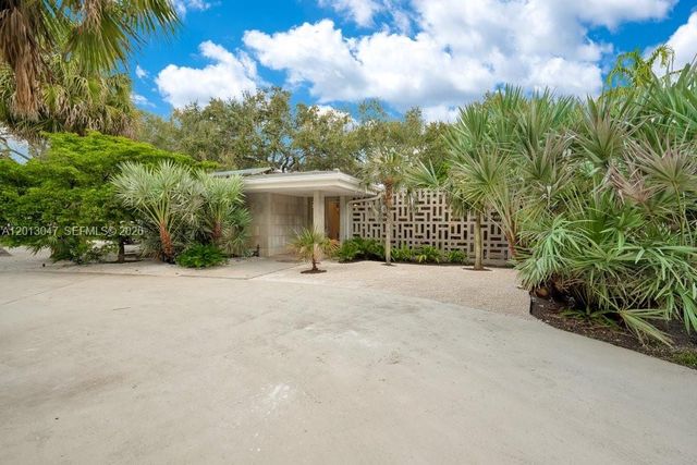 5305 SW 62nd Ave, Miami, FL 33155