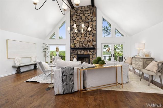 11091 Patton, Northport, AL 35475