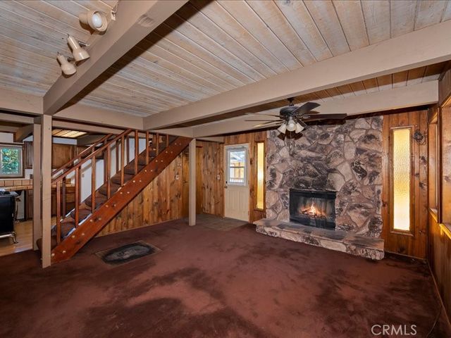 581 Highland Lane, Sugarloaf, CA 92386