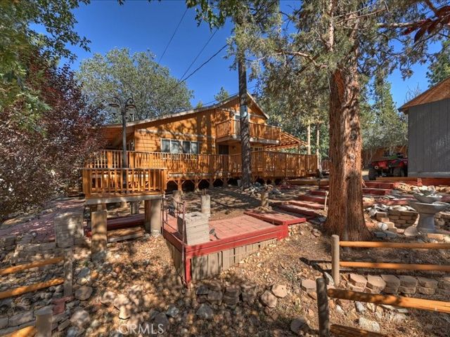 581 Highland Lane, Sugarloaf, CA 92386