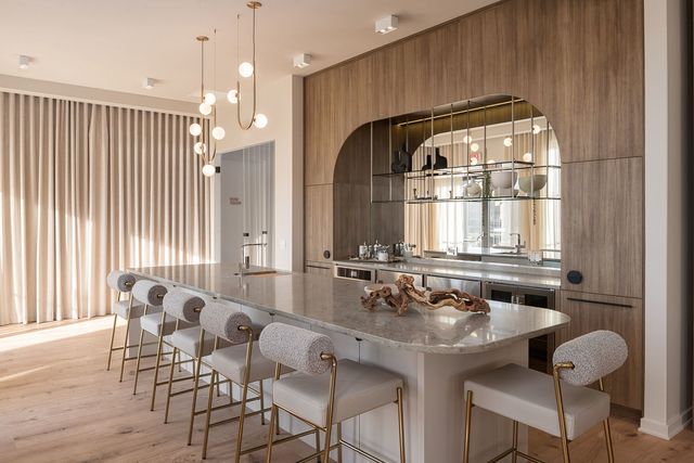 8027 W Belmont Avenue 104, River Grove, IL 60171