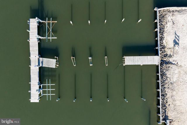 22 MANNING DRIVE, Manahawkin, NJ 08050