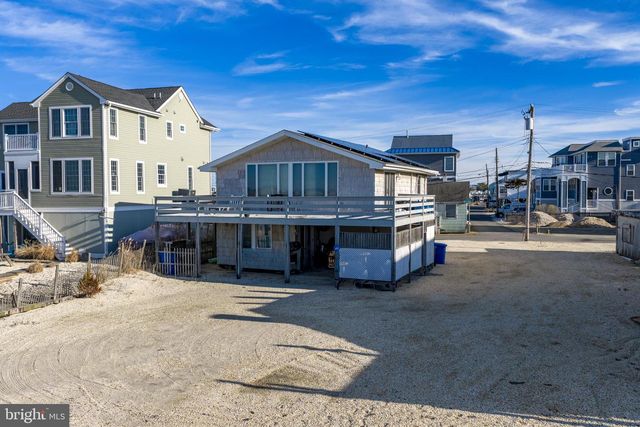 22 MANNING DRIVE, Manahawkin, NJ 08050