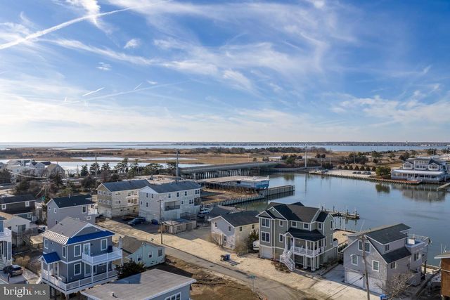 22 MANNING DRIVE, Manahawkin, NJ 08050