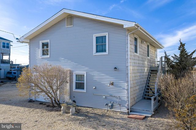 22 MANNING DRIVE, Manahawkin, NJ 08050