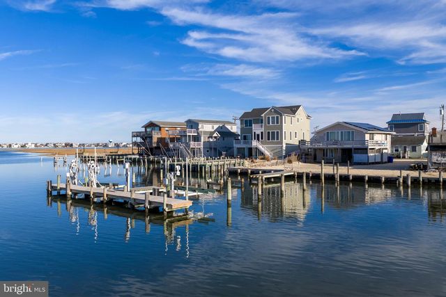 22 MANNING DRIVE, Manahawkin, NJ 08050