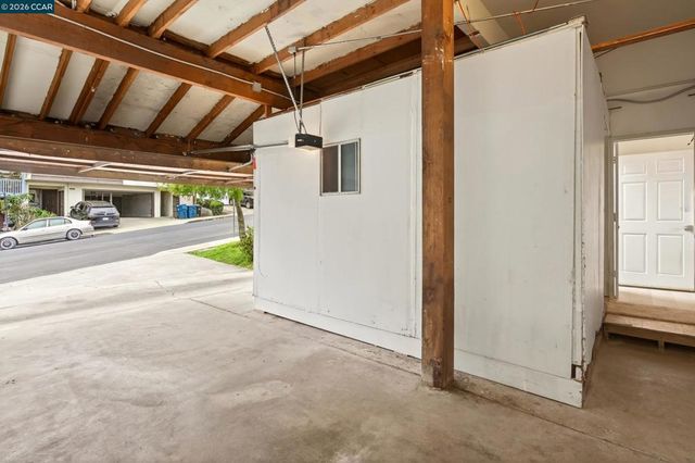 108 Saint Michaels Ct, Daly City, CA 94015