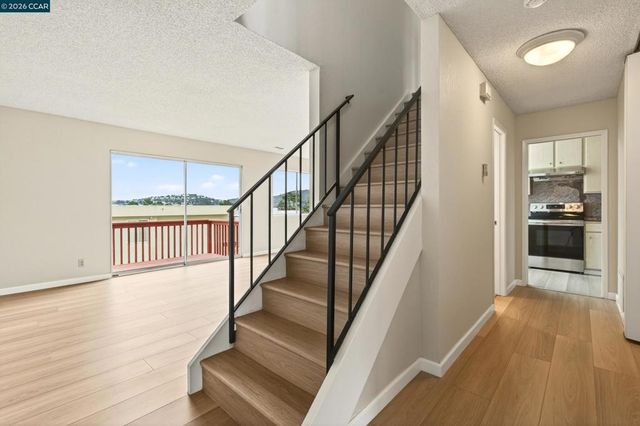 108 Saint Michaels Ct, Daly City, CA 94015