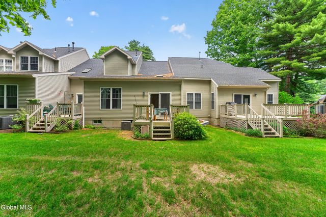 4 Killarney Court, Saratoga Springs, NY 12866