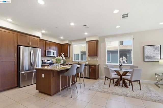 272 Currlin Cir, Milpitas, CA 95035