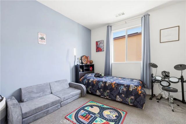 18175 Meridian Lane, Saugus, CA 91350