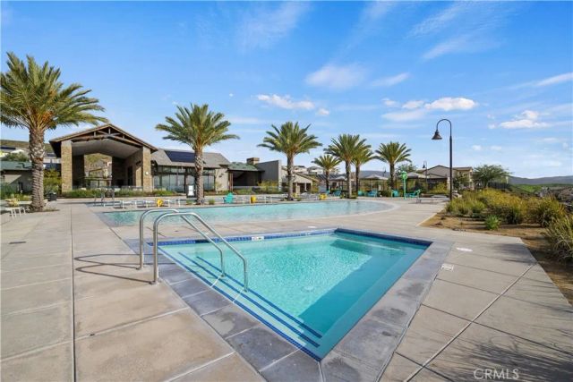 18175 Meridian Lane, Saugus, CA 91350