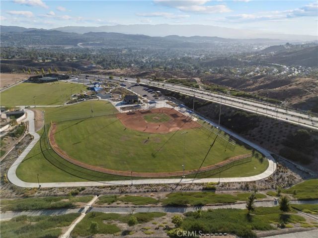 18175 Meridian Lane, Saugus, CA 91350