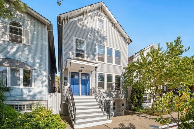 1934 W RACE Avenue, Chicago, IL 60622