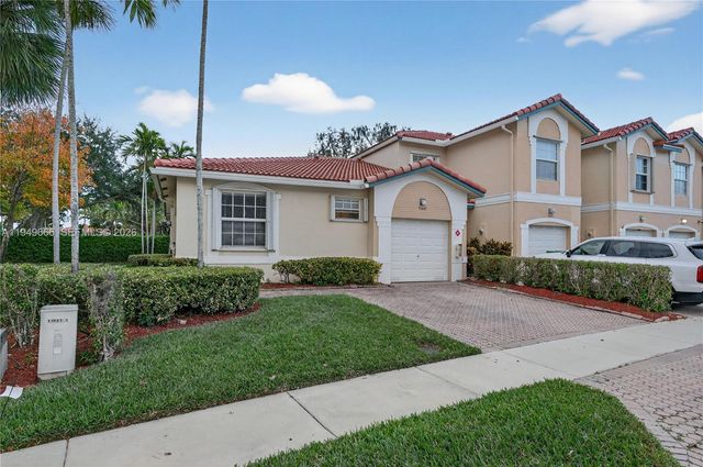 11641 NW 47th Dr, Coral Springs, FL 33076