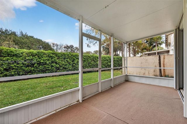 11641 NW 47th Dr, Coral Springs, FL 33076