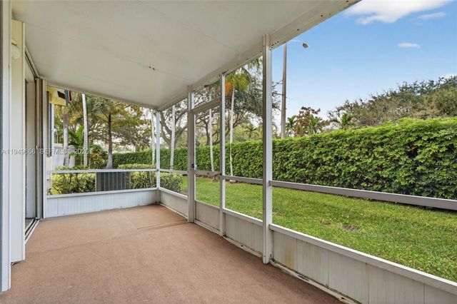 11641 NW 47th Dr, Coral Springs, FL 33076