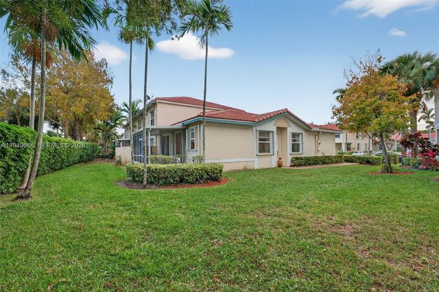 11641 NW 47th Dr, Coral Springs, FL 33076