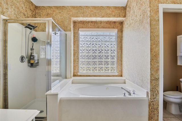 5710 Shady Hollow Court, Rosharon, TX 77583