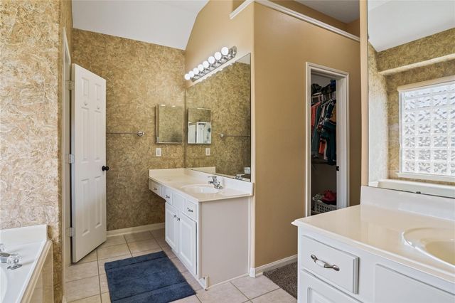 5710 Shady Hollow Court, Rosharon, TX 77583