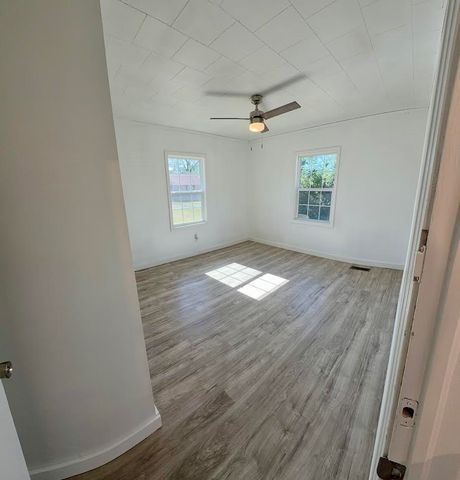 498 Court Street, Slocomb, AL 36375