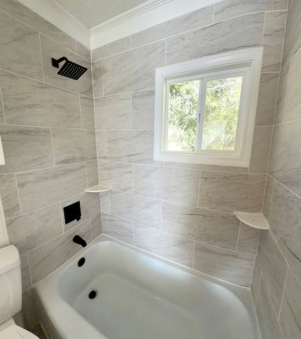 498 Court Street, Slocomb, AL 36375