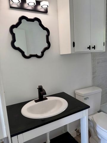 498 Court Street, Slocomb, AL 36375