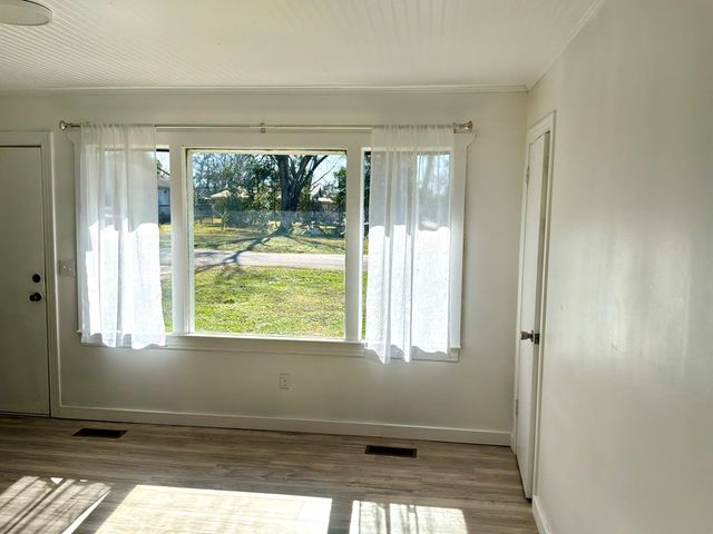 498 Court Street, Slocomb, AL 36375