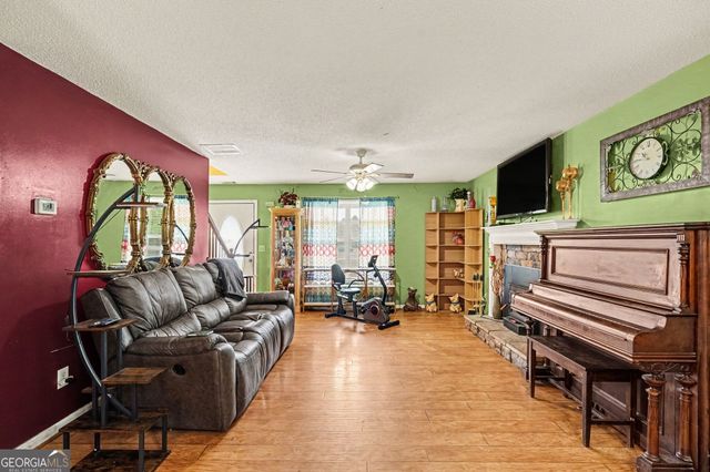 2943 High Falls Road, Griffin, GA 30223