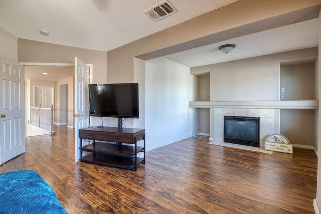 10349 Lanier Ln, Stockton, CA 95219