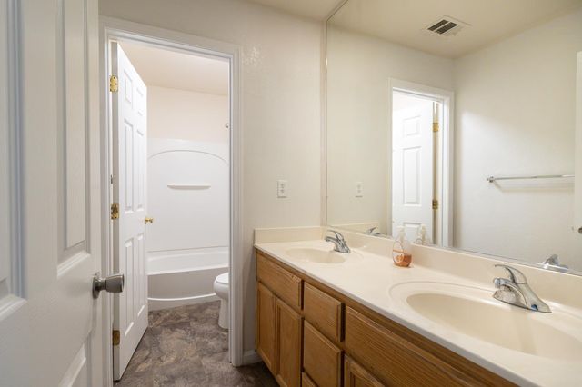 10349 Lanier Ln, Stockton, CA 95219