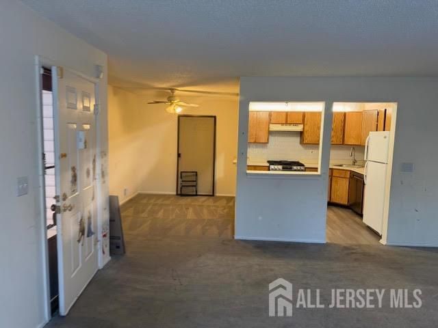 436 Danbury Lane, East Brunswick, NJ 08816