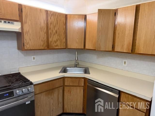 436 Danbury Lane, East Brunswick, NJ 08816