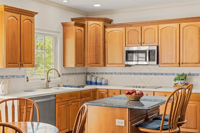 2166 Lamberton Creek Lane 44, Grand Rapids, MI 49505