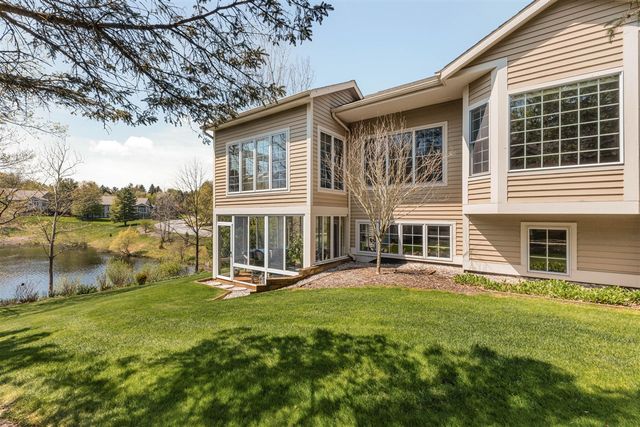 2166 Lamberton Creek Lane 44, Grand Rapids, MI 49505