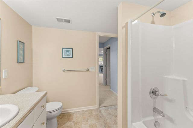 2166 Lamberton Creek Lane 44, Grand Rapids, MI 49505