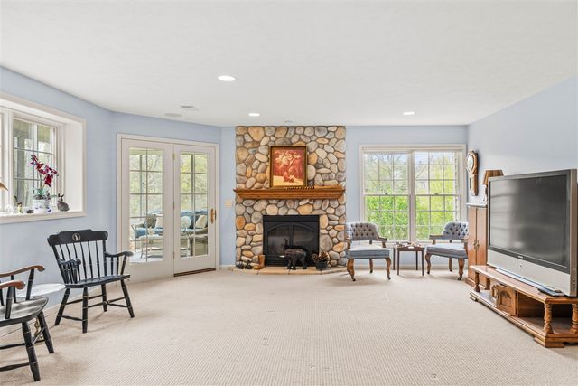2166 Lamberton Creek Lane 44, Grand Rapids, MI 49505