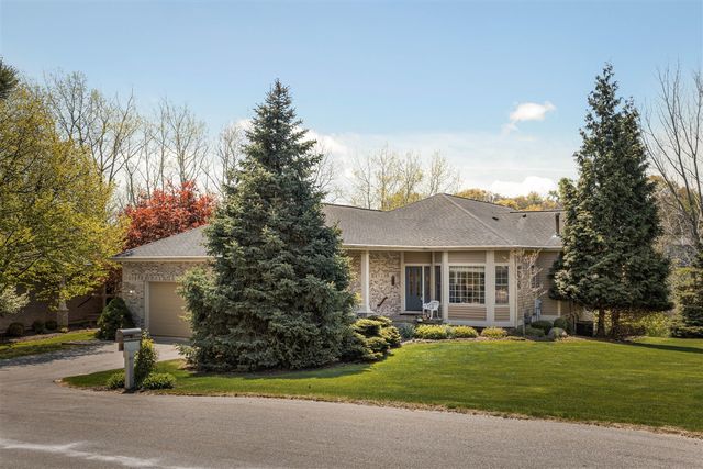 2166 Lamberton Creek Lane 44, Grand Rapids, MI 49505