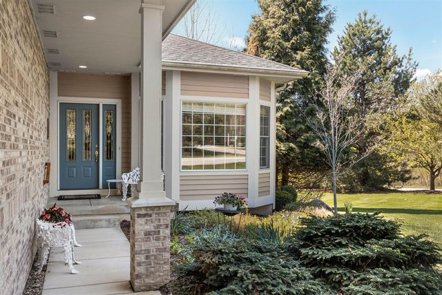 2166 Lamberton Creek Lane 44, Grand Rapids, MI 49505