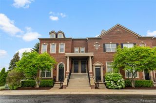 29426 Glen Oaks Boulevard W, Farmington Hills, MI 48334