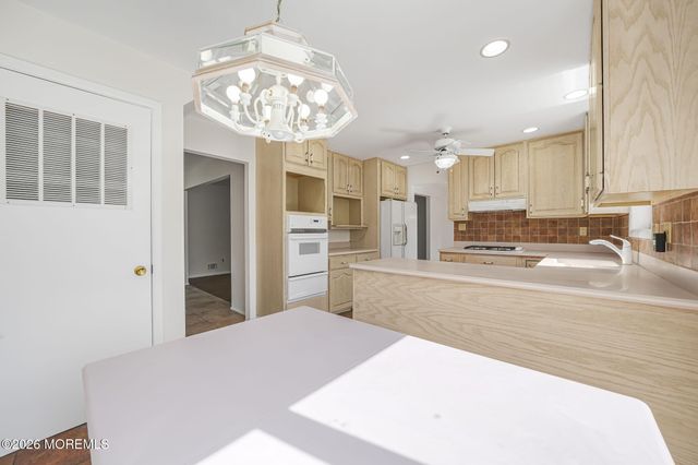 1 Sudbury Road, Morganville, NJ 07751