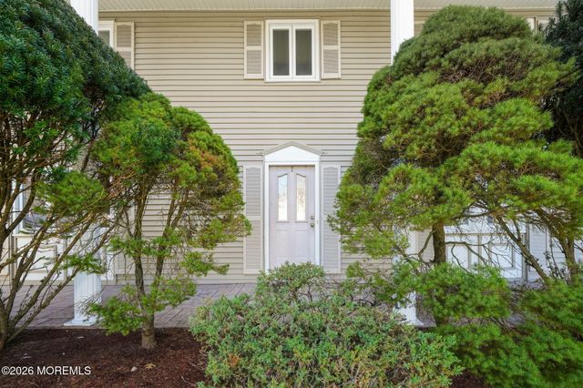 1 Sudbury Road, Morganville, NJ 07751