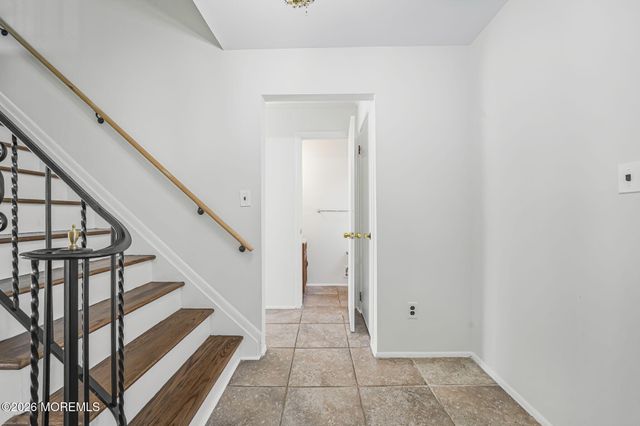 1 Sudbury Road, Morganville, NJ 07751