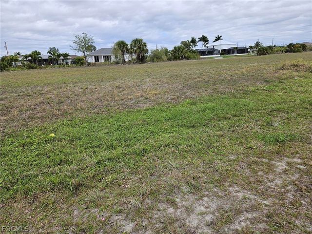 2529 NW 6th ST, Cape Coral, FL 33993